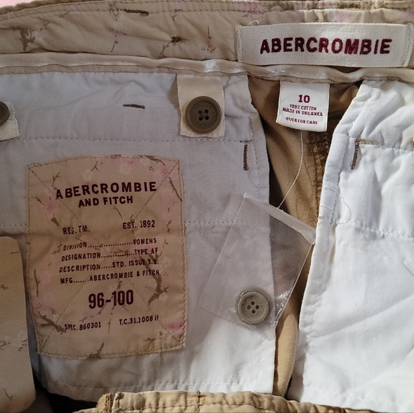 NWT. Y2K Abercrombie Khaki Cargo Pants - Picture 10 of 10